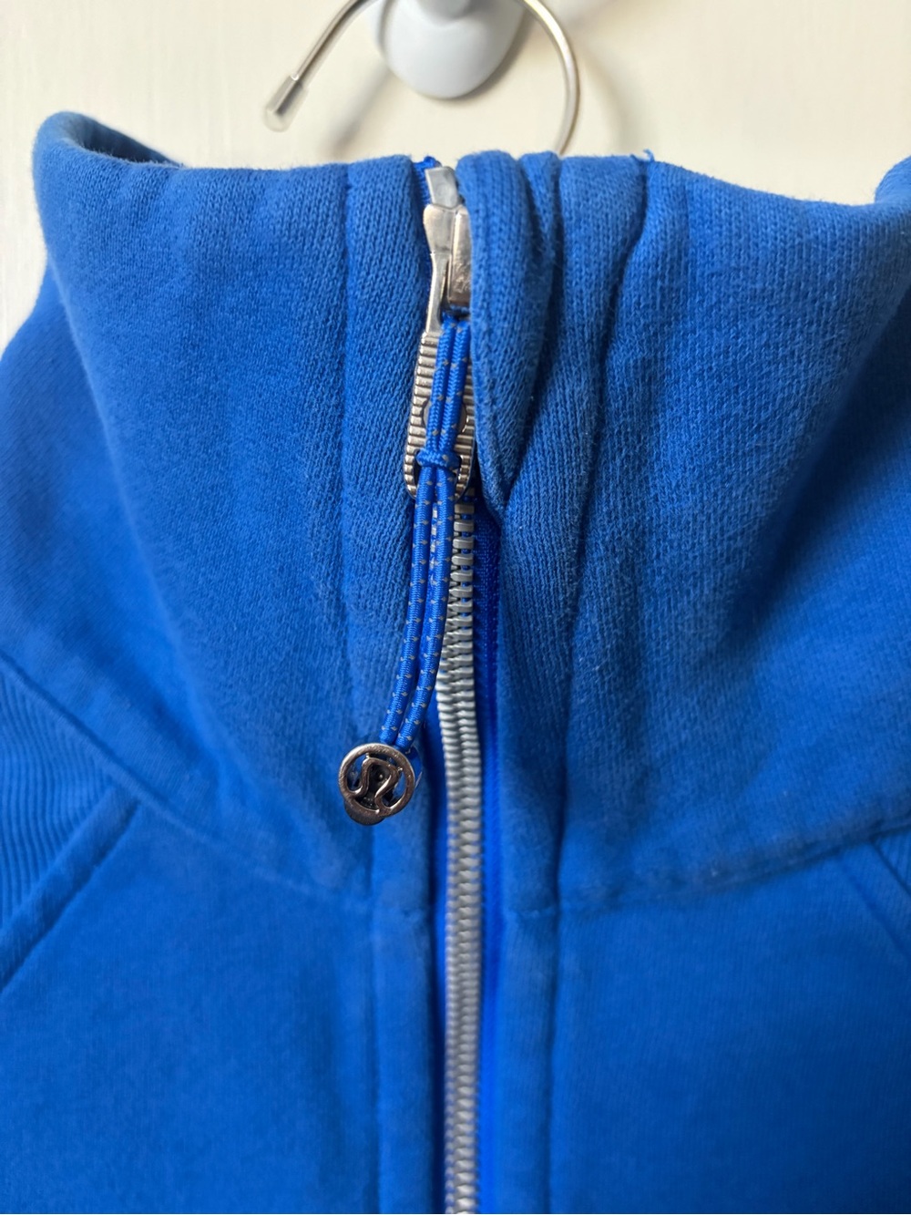 lululemon athletica Electric Blue Cropped Half-Zip Funnel Neck Pullover - Picture 3 of 4